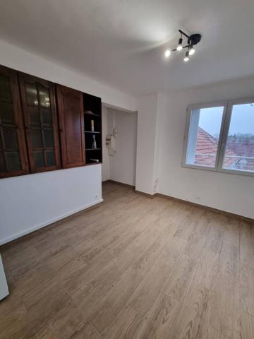 Appartement Tournan En Brie 2 pièce(s) 49 m2