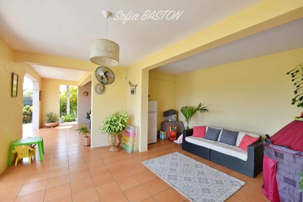 A VENDRE LES TROIS ILETS – VILLA CONTEMPORAINE T4 VUE MER AVEC PISCINE – PROCHE GOLF INTERNATIONAL (972)