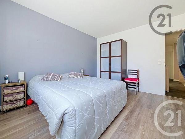 Appartement F6 à vendre  6 pièces - 121,07 m 2   REIMS  - 51