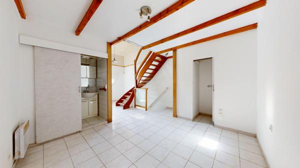 IDÉAL PREMIER ACHAT - CHARMANTE PETITE MAISON 38 m² AVEC GARAGE - CENTRE DE LIMOUX