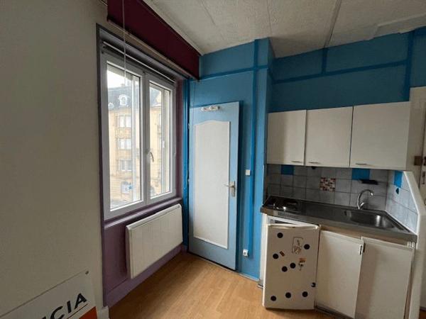 Studio T1 F1 13 m² à Mulhouse 101 RUE DE BALE 68100 à louer