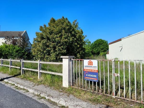 Terrain à bâtir 1157 m² à VAILLY SUR AISNE 02370