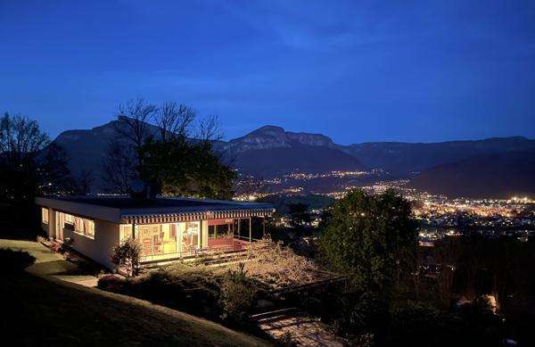 Barberaz (73000) Cadre de vie unique pour cette maison d’architecte avec vue panoramique exceptionnelle - à 5 mn de Chambéry