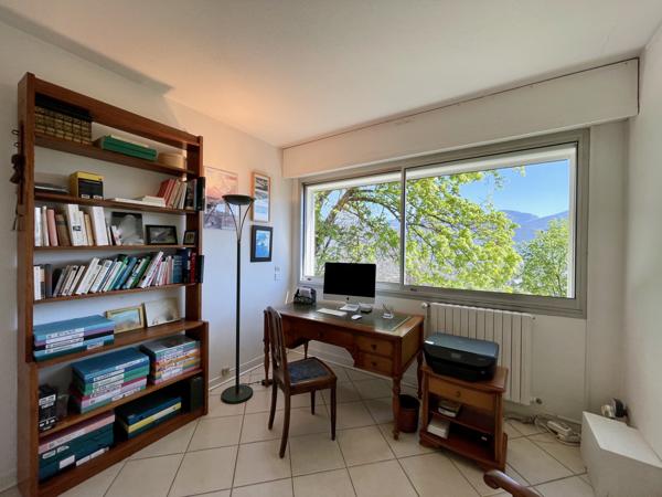 Barberaz (73000) Cadre de vie unique pour cette maison d’architecte avec vue panoramique exceptionnelle - à 5 mn de Chambéry