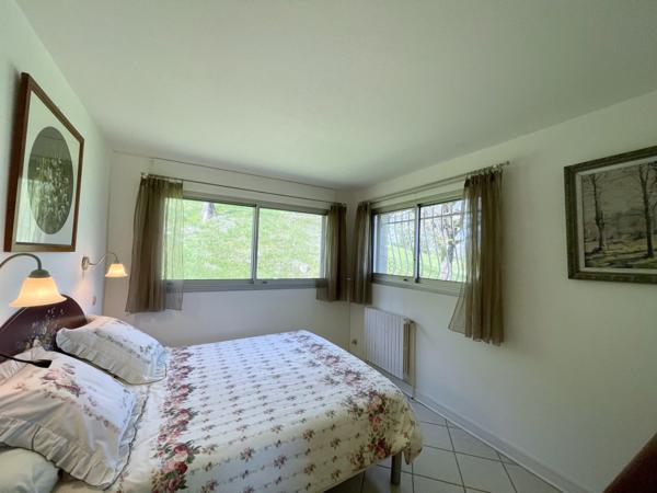 Barberaz (73000) Cadre de vie unique pour cette maison d’architecte avec vue panoramique exceptionnelle - à 5 mn de Chambéry