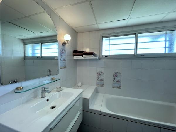 Barberaz (73000) Cadre de vie unique pour cette maison d’architecte avec vue panoramique exceptionnelle - à 5 mn de Chambéry