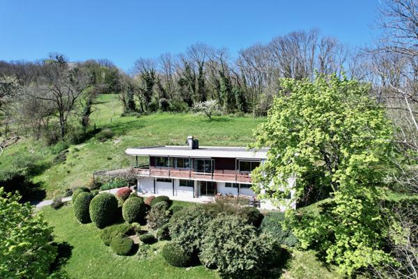 Barberaz (73000) Cadre de vie unique pour cette maison d’architecte avec vue panoramique exceptionnelle - à 5 mn de Chambéry