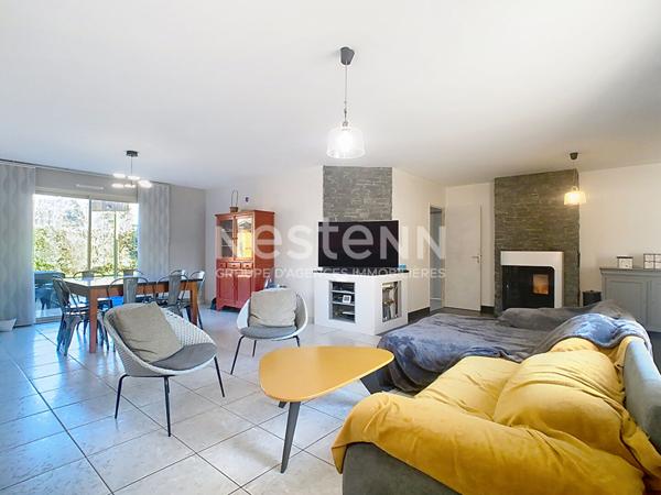 A vendre - Maison 6 pièces - 137m² - Chemillé en Anjou - D5817