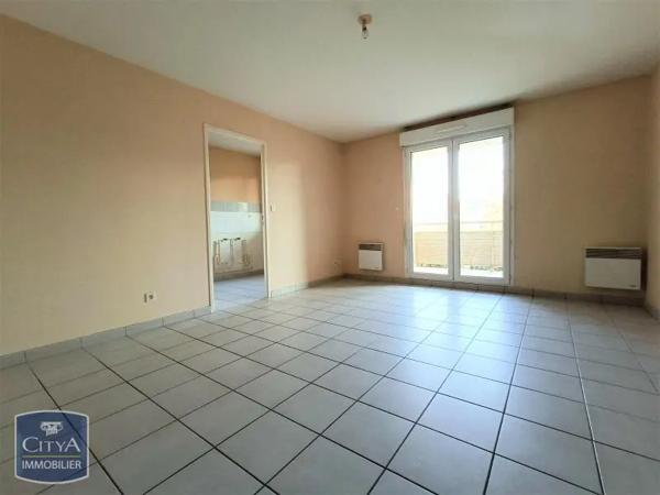 Appartement à louer 3 pièces 62.86m² Fismes (51170)