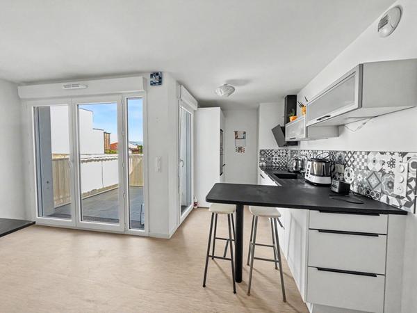 Charmant T3 avec balcon-terrasse et parking à La Rochelle,  
La rochelle 17000