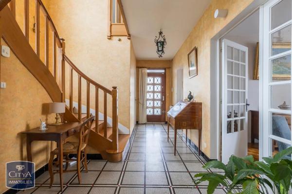 Maison à vendre 6 pièces 143m² Varennes-Vauzelles (58640)