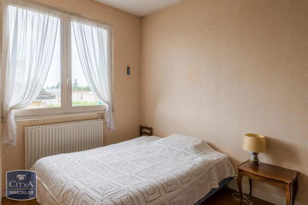 Maison à vendre 6 pièces 143m² Varennes-Vauzelles (58640)