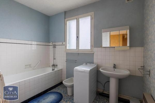 Maison à vendre 6 pièces 143m² Varennes-Vauzelles (58640)