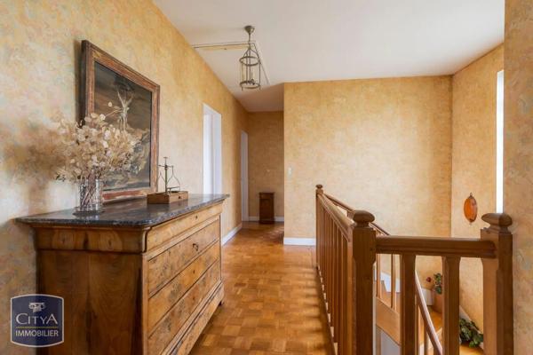 Maison à vendre 6 pièces 143m² Varennes-Vauzelles (58640)