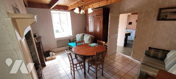 CAMARET SUR MER - Lagatjar - Penty traditionnel à rafraîchir et comprenant une entrée, une cuis...