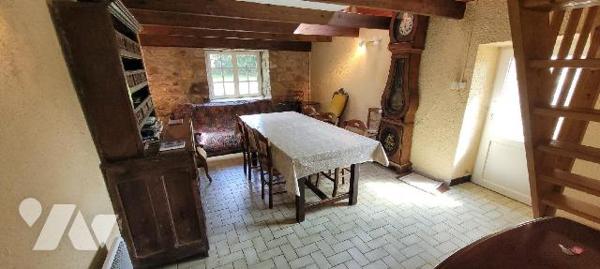 CAMARET SUR MER - Lagatjar - Penty traditionnel à rafraîchir et comprenant une entrée, une cuis...