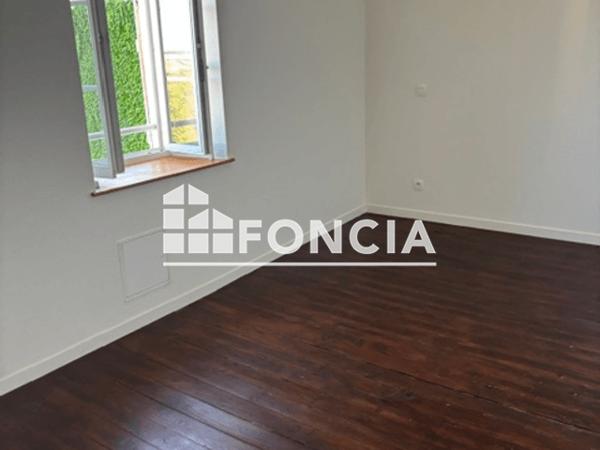 Location Maison 5 pièces 129 m² - 2 ROUTE DE TOULOUSE Le Faget 31460