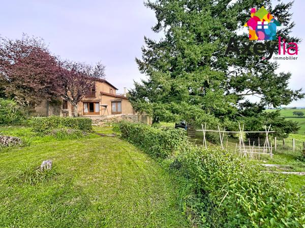 Iguerande (71340) A VENDRE - SECTEUR IGUERANDE - BELLE MAISON EN PIERRE RÉNOVÉE AVEC 3 CHAMBRES