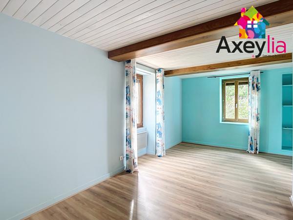 Iguerande (71340) A VENDRE - SECTEUR IGUERANDE - BELLE MAISON EN PIERRE RÉNOVÉE AVEC 3 CHAMBRES