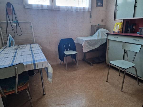 Dpt Vosges (88), à vendre proche de CONTREXEVILLE MAISON P6 avec GARAGE + DEPENDANCE de 400 m2 / TERRAIN 2000 m2