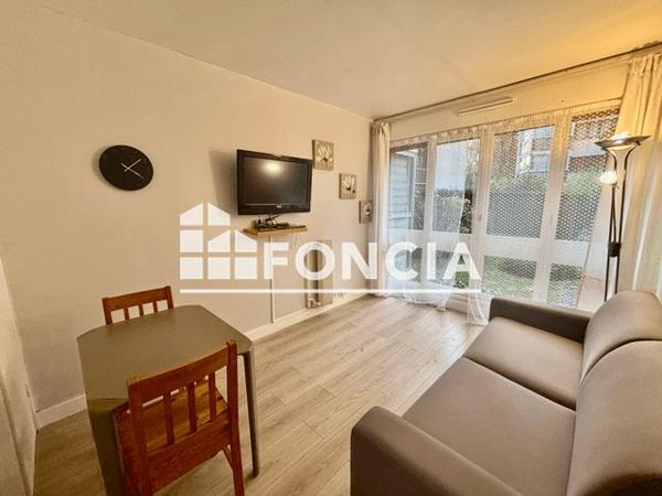 Location Studio 16.76 m² - 1-4 SQUARE VIVALDI Le Chesnay 78150