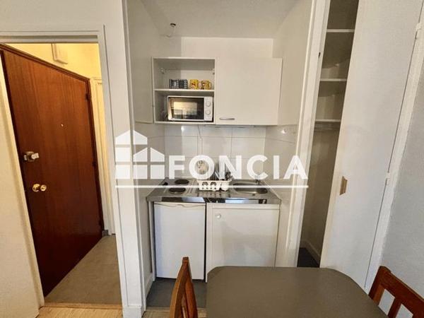 Location Studio 16.76 m² - 1-4 SQUARE VIVALDI Le Chesnay 78150