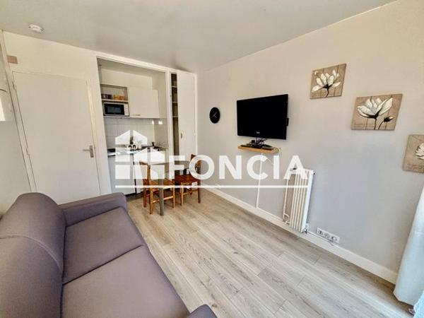 Location Studio 16.76 m² - 1-4 SQUARE VIVALDI Le Chesnay 78150