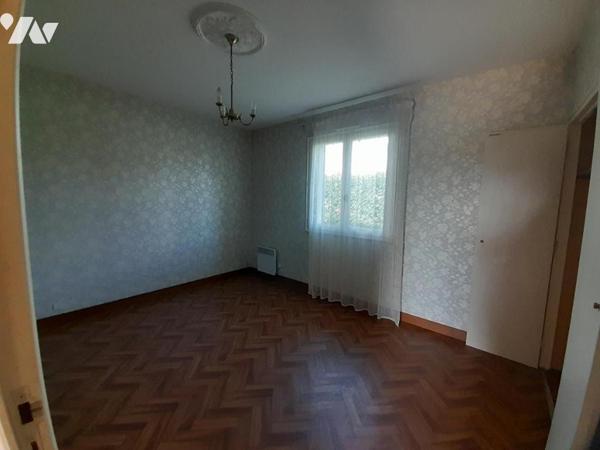 Plain-Pied de 87 m² MESLAY DU MAINE