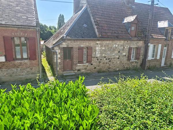Vente                                                      Maison
                        
                     3 pièces                      50 m2                     à Chalandry