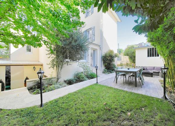 Maison à vendre    7 pièces • 193 m2 Lagny-sur-Marne