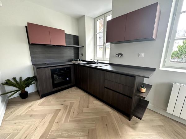 Triplex avec sa cour privative