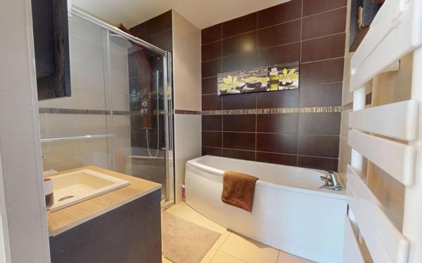 Maison à vendre    5 pièces •  Saint-Julien-de-Concelles