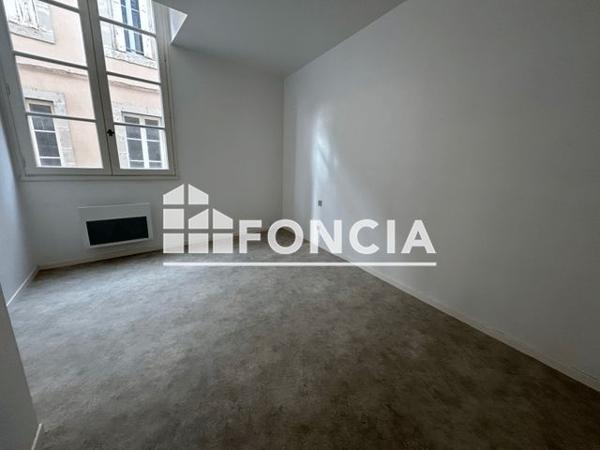 Location Appartement 4 pièces 89.68 m² - 10 RUE BORREL Castres 81100