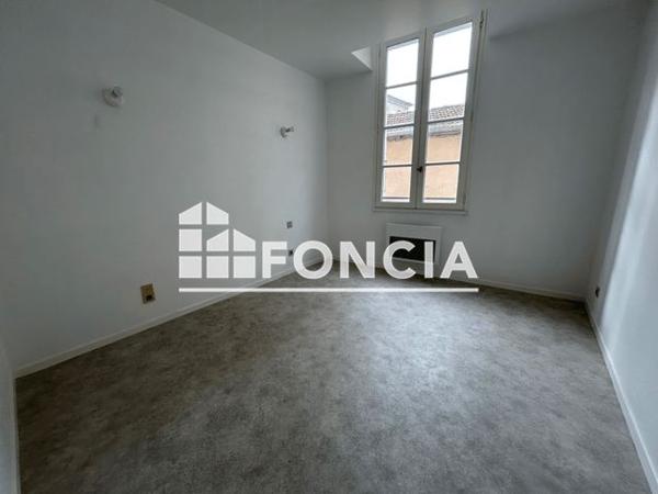 Location Appartement 4 pièces 89.68 m² - 10 RUE BORREL Castres 81100