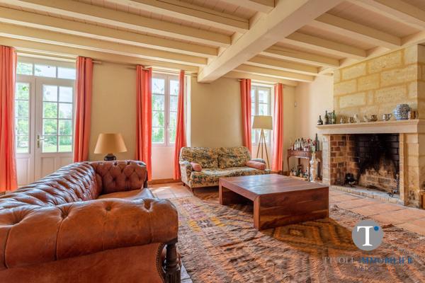 Exceptionnelle propriété de caractère – 530 m² – Parc 1 hectare – Médoc