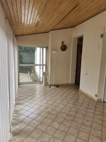 Courthézon (84350) Maison plain pied avec grand terrain