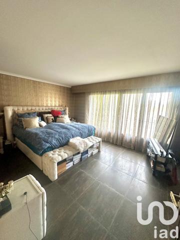 Maison 7 pièces de 300 m² à Thiais (94320)