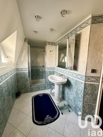 Maison 7 pièces de 300 m² à Thiais (94320)