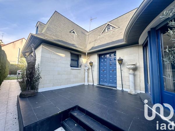 Maison 7 pièces de 300 m² à Thiais (94320)