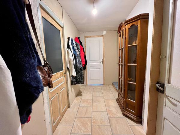 Propriété de caractère 4 chambres au coeur du village de Saint-Julien-sur-Suran