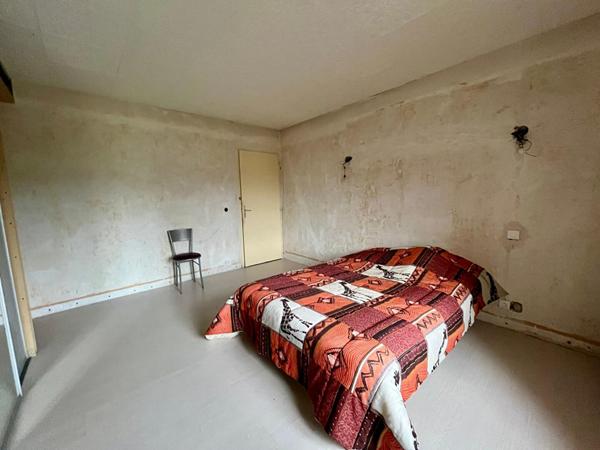 Propriété de caractère 4 chambres au coeur du village de Saint-Julien-sur-Suran