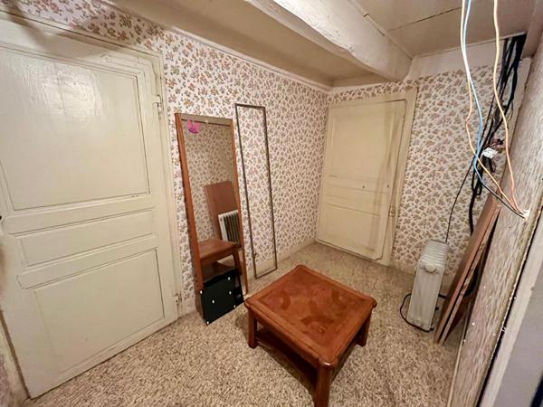 Propriété de caractère 4 chambres au coeur du village de Saint-Julien-sur-Suran