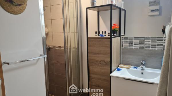 Villas 99 m² à Gonfaron 83590