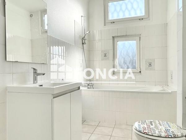 Location Appartement 4 pièces 87.69 m² - 10 RUE DES BENEDICTINS Le Ban Saint Martin 57050