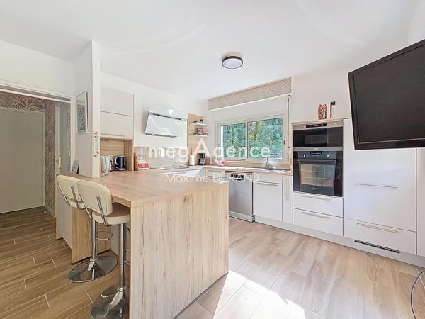 Maison à ARGENTONNAY, 79150 - 6 pièces 140m²