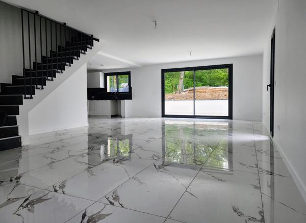 Maison neuve 148 m² à Saint-Nicolas-de-Port, 3 chambres et garage