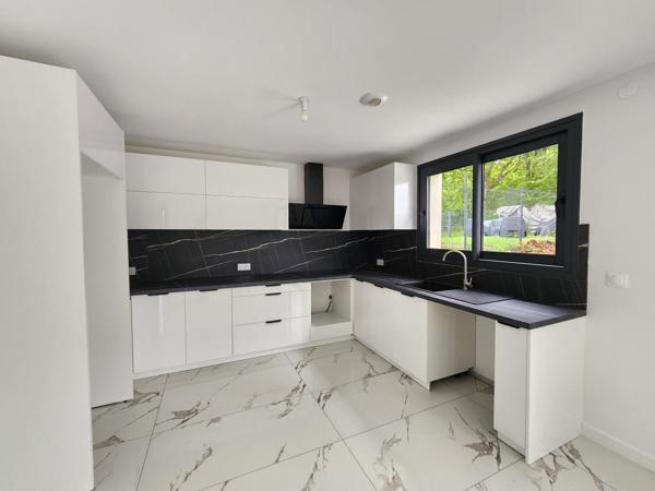 Maison neuve 148 m² à Saint-Nicolas-de-Port, 3 chambres et garage