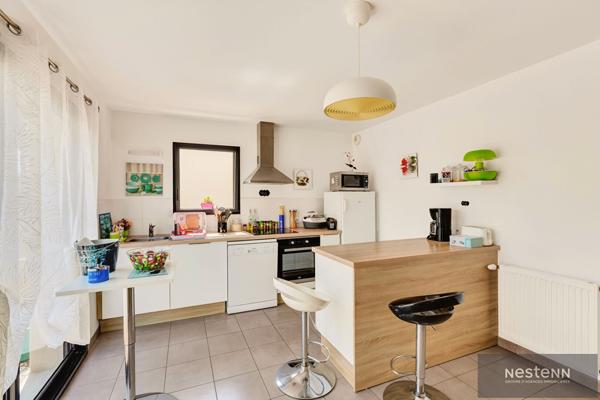 À vendre maison contemporaine vivable de plain pied dans le bourg d'HILLION