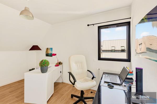 À vendre maison contemporaine vivable de plain pied dans le bourg d'HILLION
