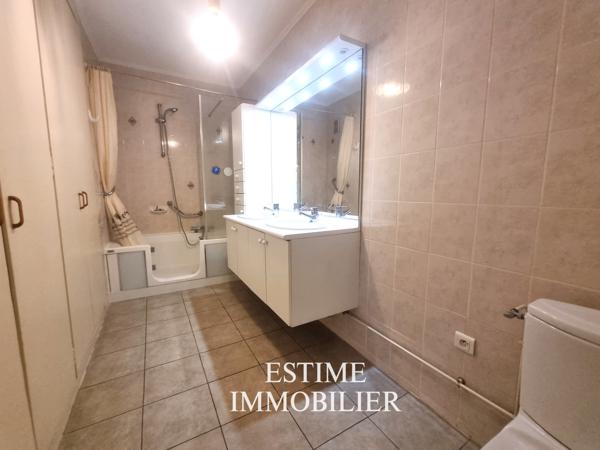 Appartement 5 pièce(s) 4 chambre(s) 153 m²